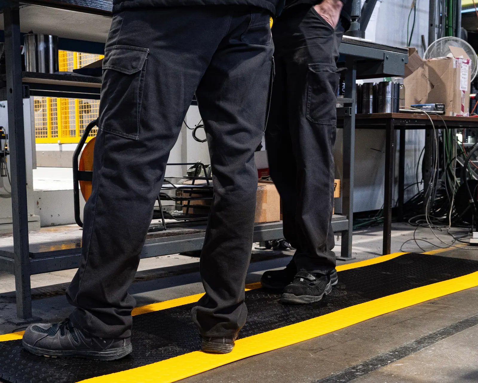 M2 mat at a packing or assembly station